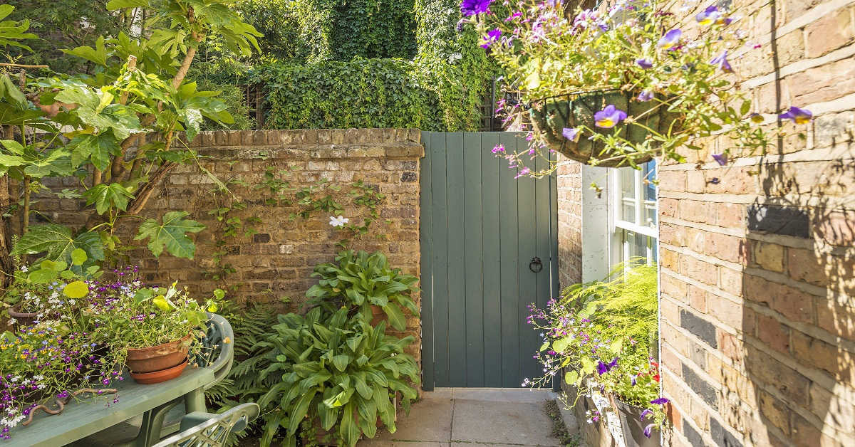 What Is the Purpose of a Garden Gate