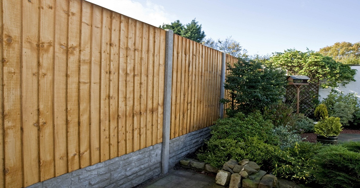 Budget-Friendly Fencing How Feather Edge Fence Panels Save You Money